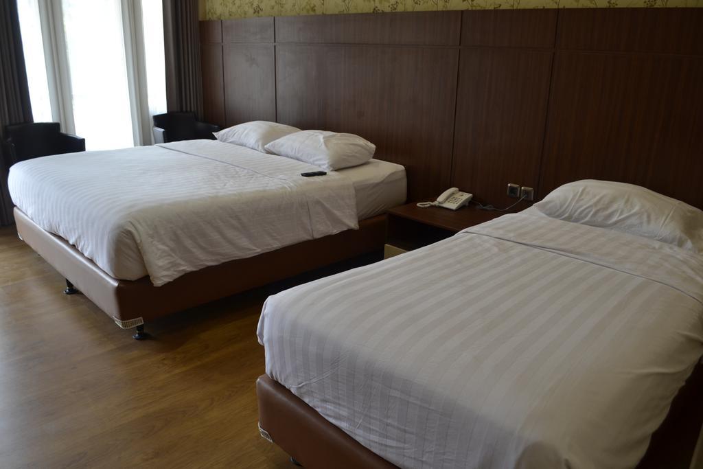 Hotel Selecta Batu  Oda fotoğraf